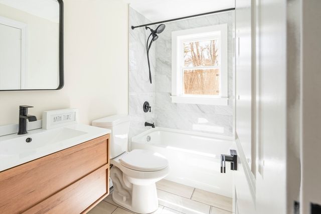 1049 Pleasant St, Canton, MA 02021