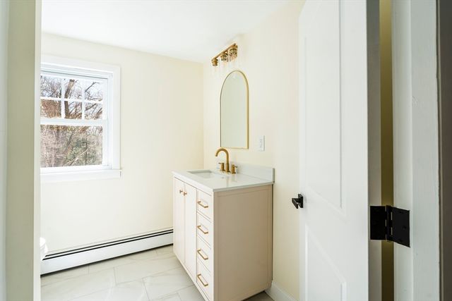 1049 Pleasant St, Canton, MA 02021