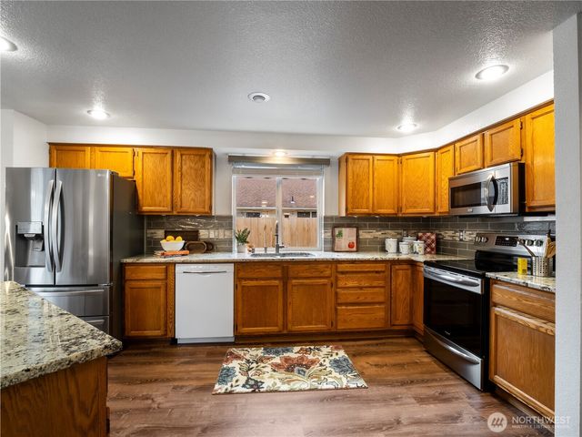 5928 SE Beltway Loop, Lacey, WA 98513