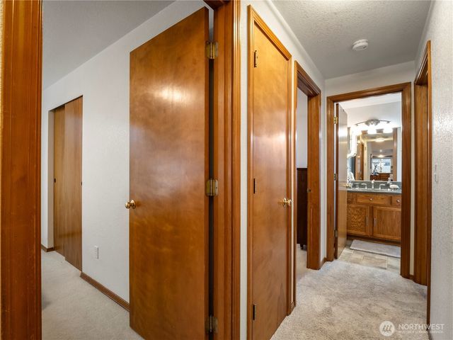 5928 SE Beltway Loop, Lacey, WA 98513