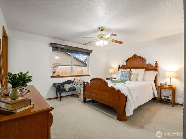 5928 SE Beltway Loop, Lacey, WA 98513