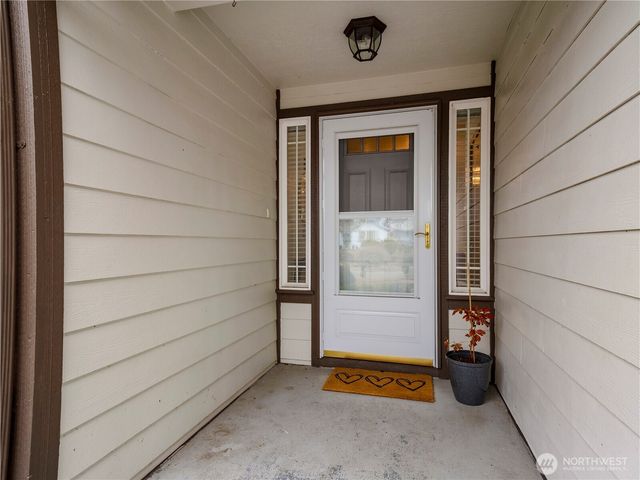 5928 SE Beltway Loop, Lacey, WA 98513