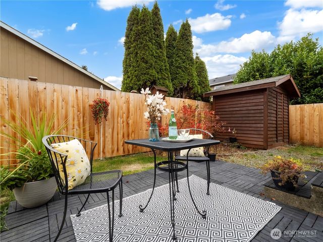 5928 SE Beltway Loop, Lacey, WA 98513