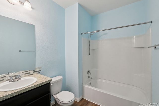 881 bunton reserve, Kyle, TX 78640