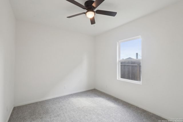881 bunton reserve, Kyle, TX 78640