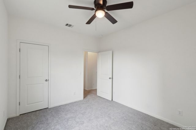 881 bunton reserve, Kyle, TX 78640