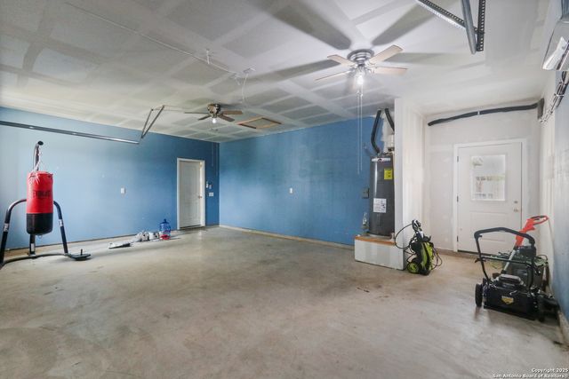 881 bunton reserve, Kyle, TX 78640