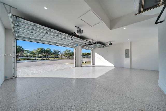 2219 SURFSIDE BLVD, Cape Coral, FL 33991