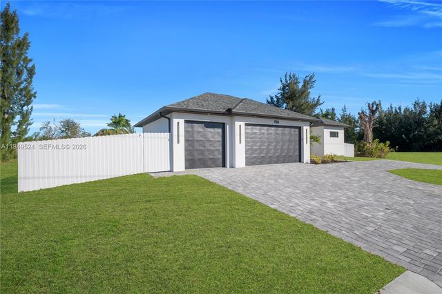 2219 SURFSIDE BLVD, Cape Coral, FL 33991