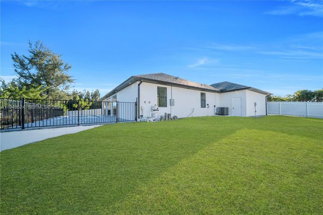 2219 SURFSIDE BLVD, Cape Coral, FL 33991