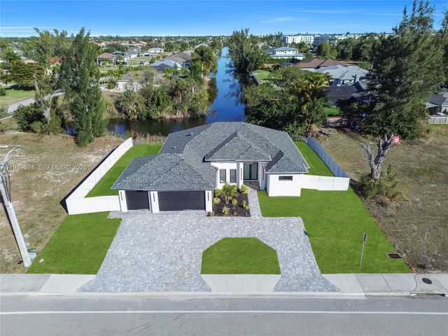 2219 SURFSIDE BLVD, Cape Coral, FL 33991