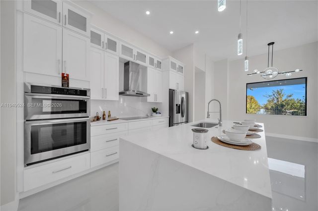 2219 SURFSIDE BLVD, Cape Coral, FL 33991