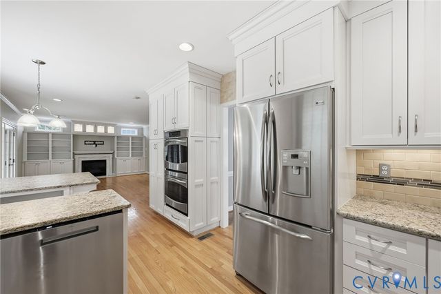 9378 Windsor Shade Dr, Mechanicsville, VA 23116