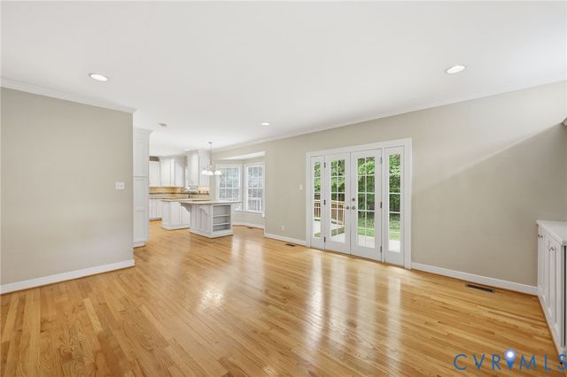 9378 Windsor Shade Dr, Mechanicsville, VA 23116