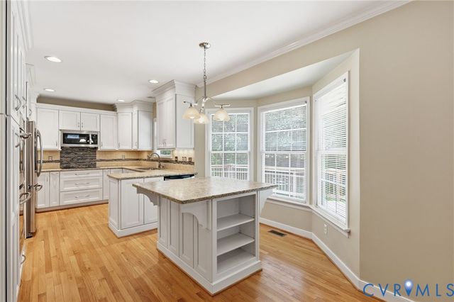 9378 Windsor Shade Dr, Mechanicsville, VA 23116