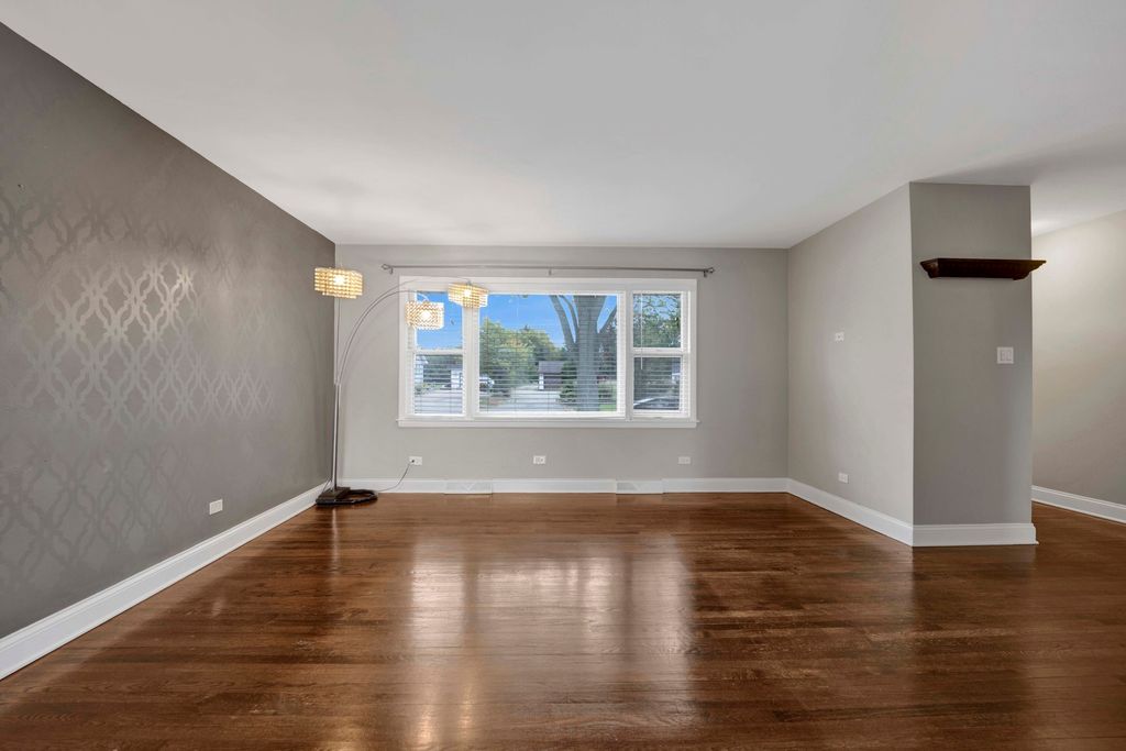 397 FOREST PRESERVE Drive, Wood Dale, IL 60191 — photo 5