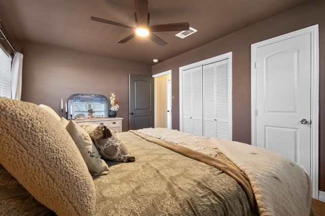 1705 W Belden Street, Sherman, TX 75092