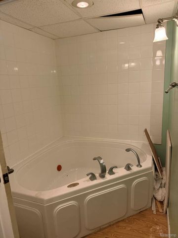 32136 Mount Vernon Road, Brownstown Charter Township, MI 48173