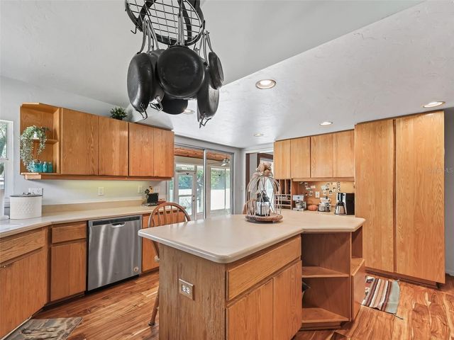 9420 NW 125TH AVENUE, Ocala, FL 34482