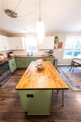 622 Omaha Drive, Broadway, NC 27505