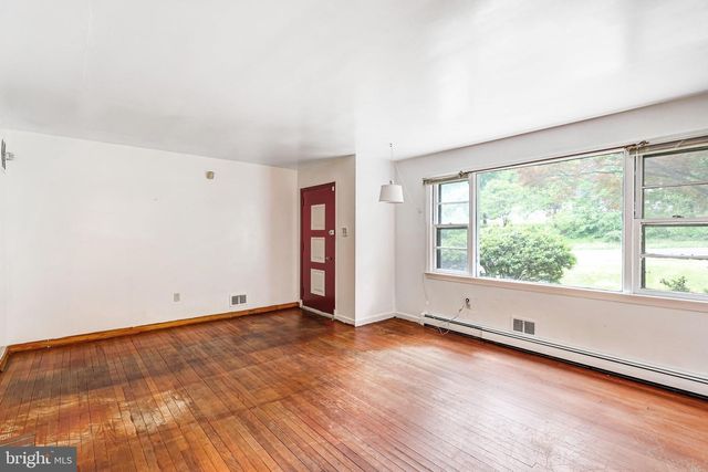 6802 BOCK RD, Fort Washington, MD 20744