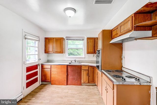 6802 BOCK RD, Fort Washington, MD 20744