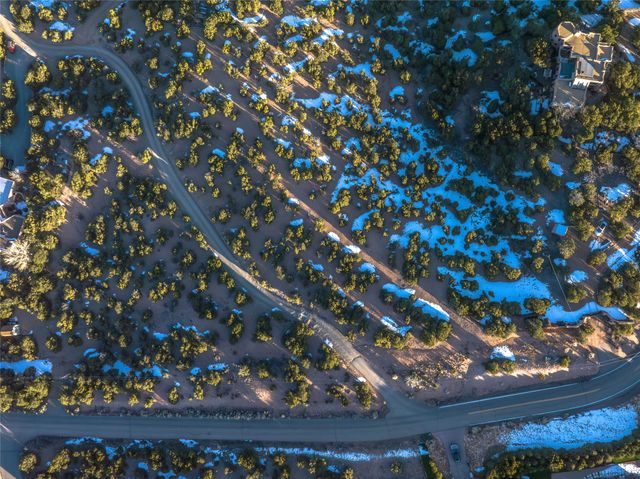 1 Camino Bonito, Santa Fe, NM 87501