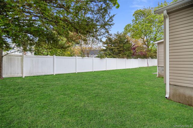 81 Steuben Boulevard, Nesconset, NY 11767