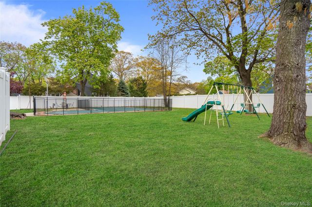 81 Steuben Boulevard, Nesconset, NY 11767