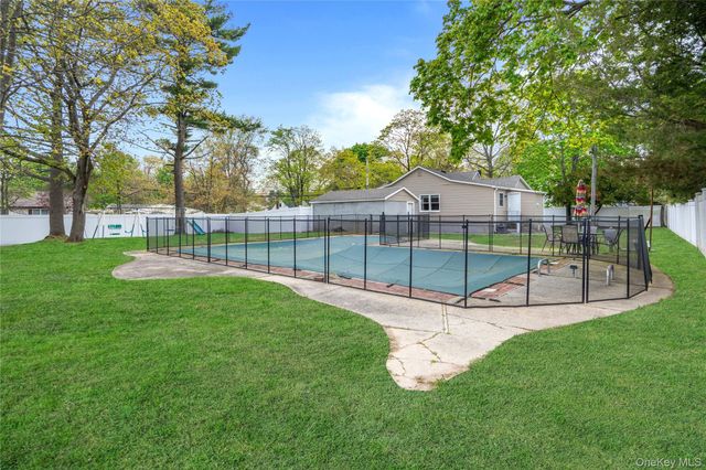 81 Steuben Boulevard, Nesconset, NY 11767
