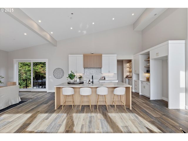 780 MONICA Ct, Cannon Beach, OR 97110