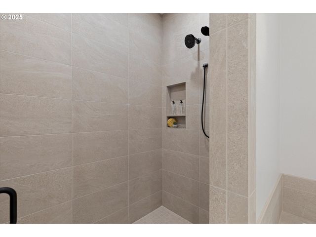 780 MONICA Ct, Cannon Beach, OR 97110