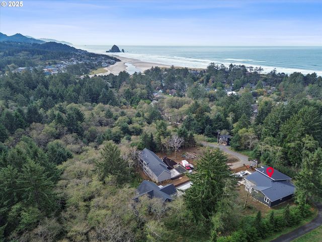780 MONICA Ct, Cannon Beach, OR 97110