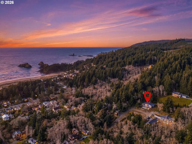 780 MONICA Ct, Cannon Beach, OR 97110