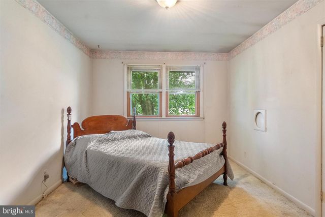 225 CAMBRIDGE RD, Cherry Hill, NJ 08034