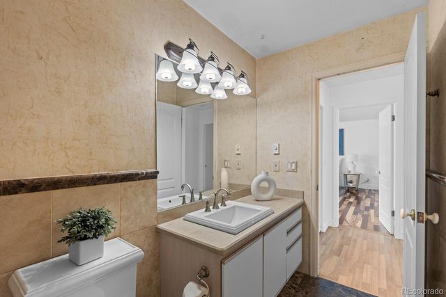 8027 S Dover Street, Littleton, CO 80128