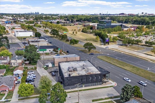 16030 Michigan Avenue, Dearborn, MI 48126