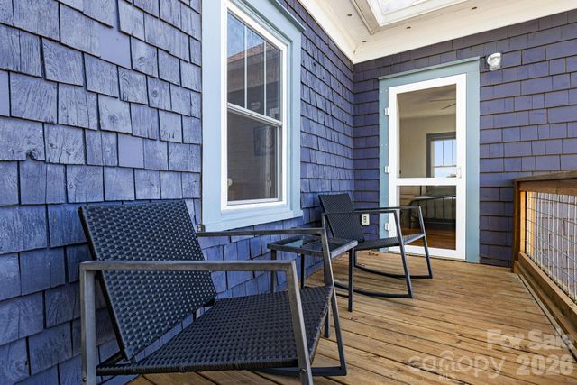 17 Ora Street, Asheville, NC 28801