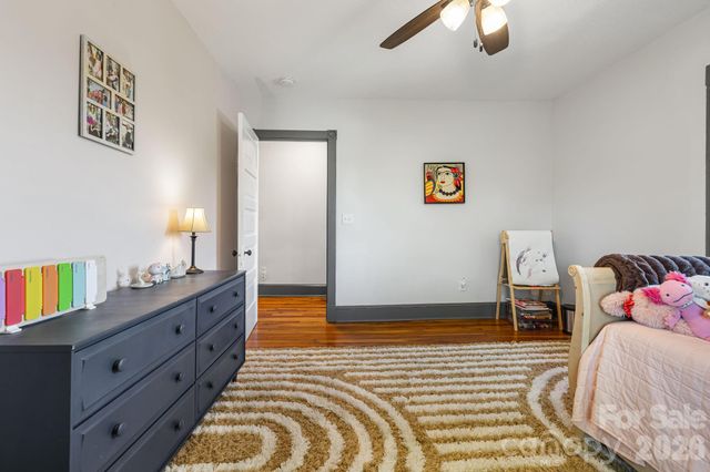 17 Ora Street, Asheville, NC 28801