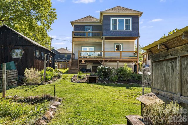 17 Ora Street, Asheville, NC 28801