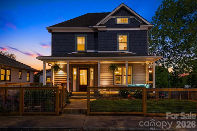 17 Ora Street, Asheville, NC 28801