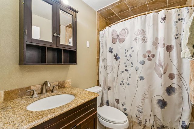 6565 S Southdale Ave, Boise, ID 83709