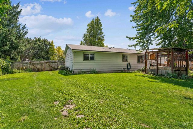 6565 S Southdale Ave, Boise, ID 83709
