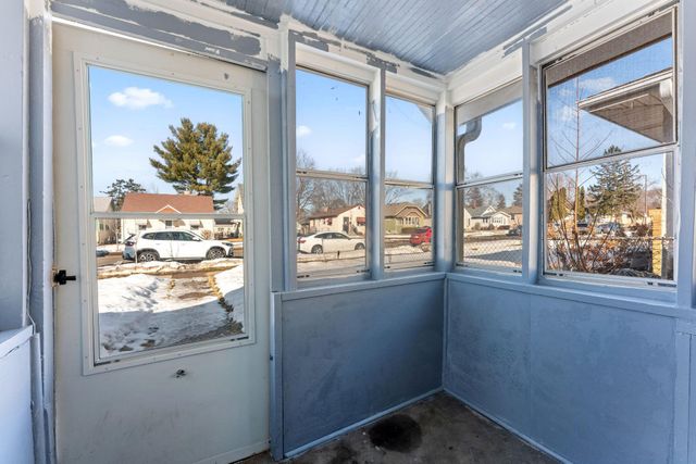 1842 Arlington Avenue E, Saint Paul, MN 55119