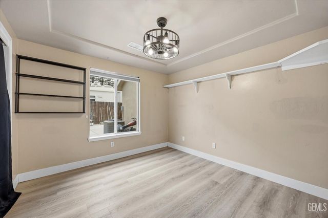 15602 Sammie Avenue, Bakersfield, CA 93314