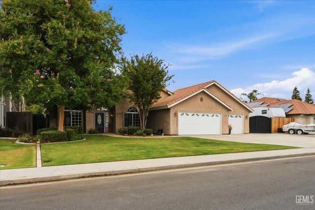 15602 Sammie Avenue, Bakersfield, CA 93314