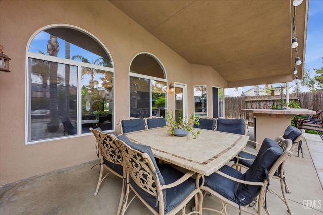 15602 Sammie Avenue, Bakersfield, CA 93314
