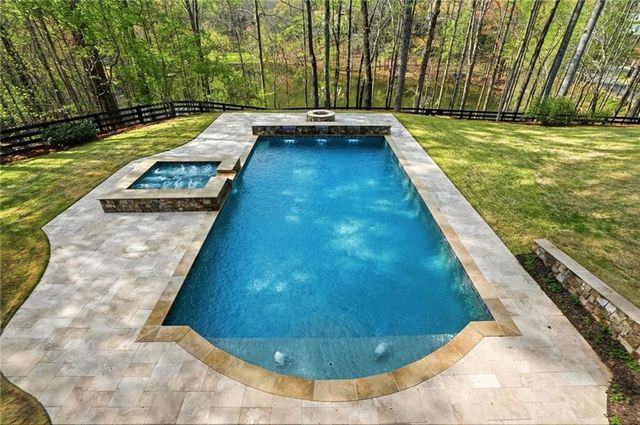 800 Owens Lake Road, Milton, GA 30004