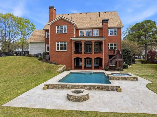 800 Owens Lake Road, Milton, GA 30004