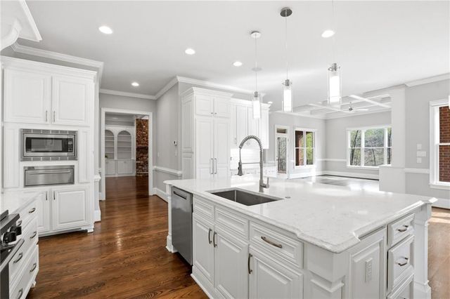 800 Owens Lake Road, Milton, GA 30004